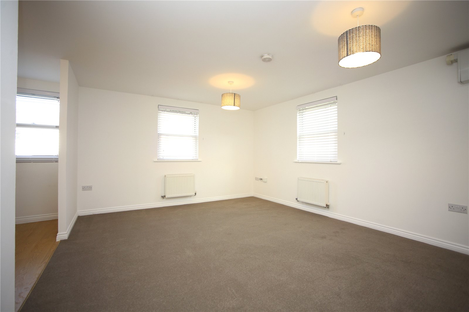 2 bedroom Flat to let in Cheltenham, Gloucestershire