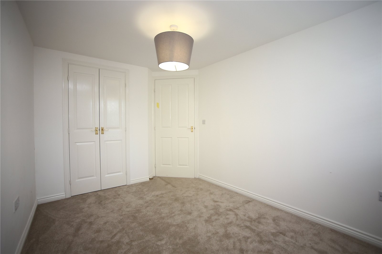 2 bedroom Flat to let in Cheltenham, Gloucestershire