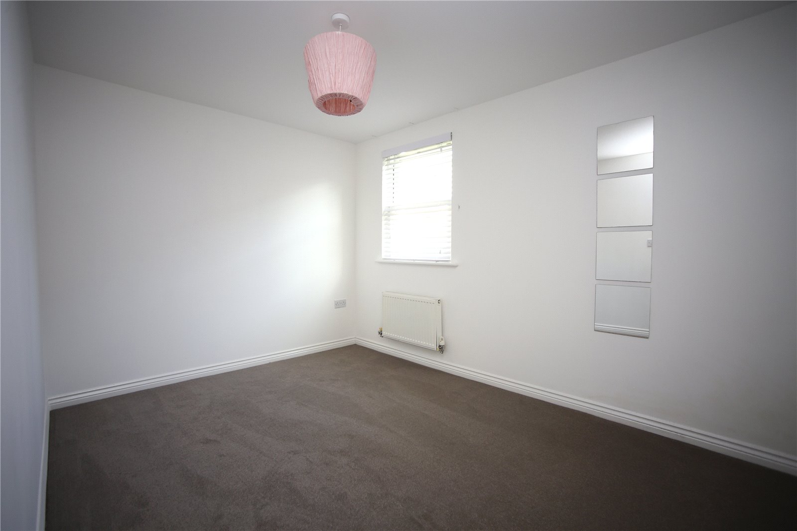 2 bedroom Flat to let in Cheltenham, Gloucestershire