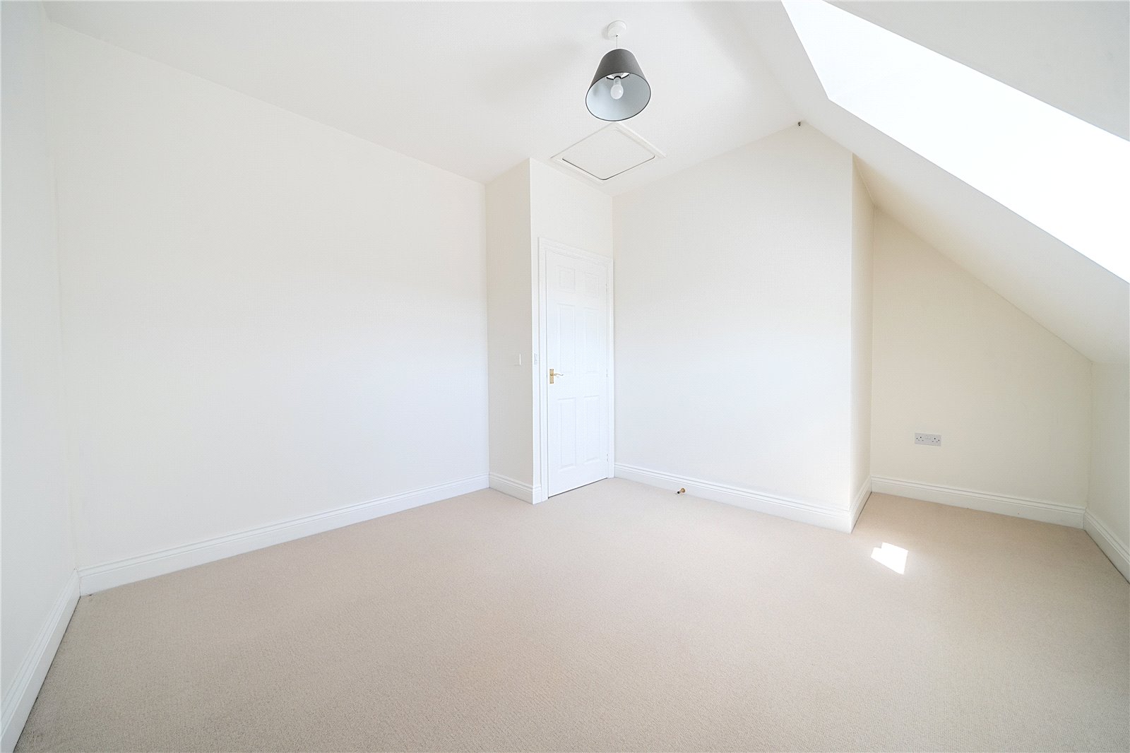 4 bedroom House for sale in Cheltenham