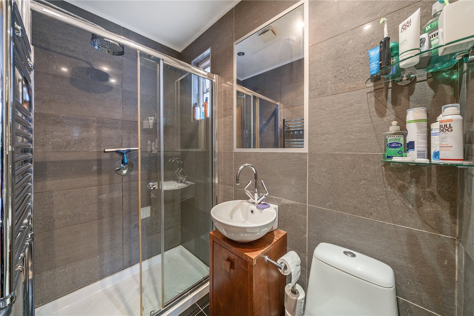 6 bedroom House for sale in Cheltenham