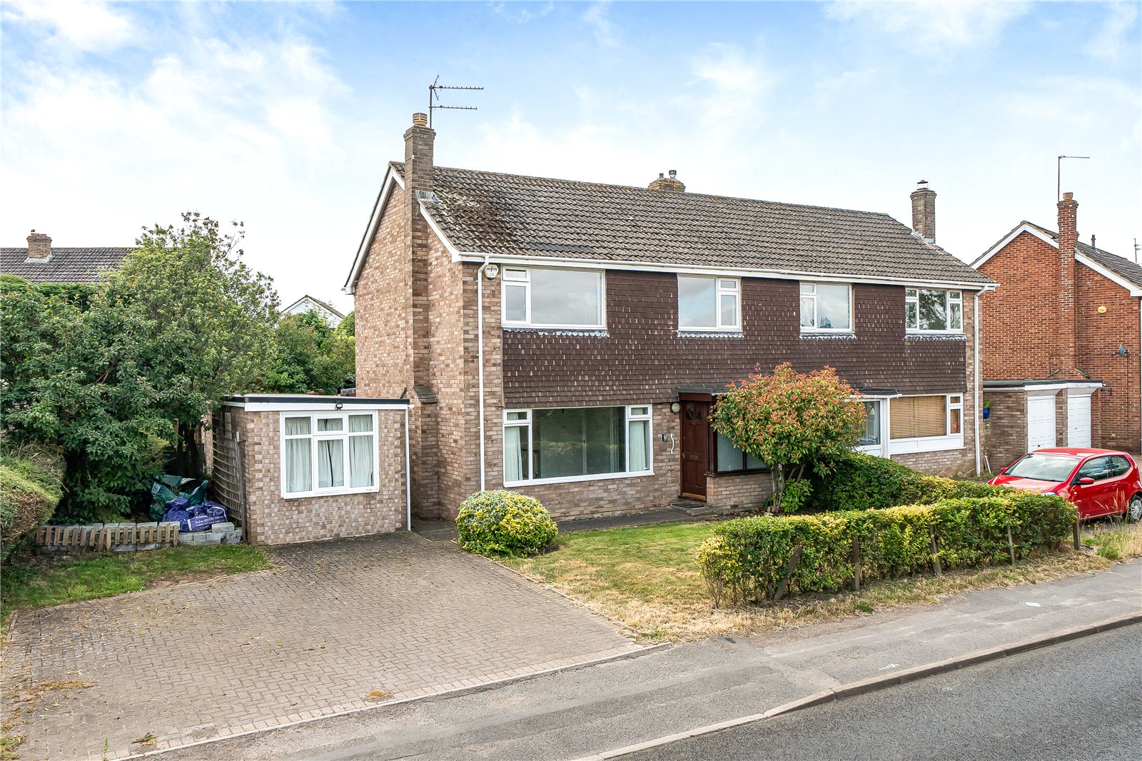 4 bedroom House for sale in Cheltenham