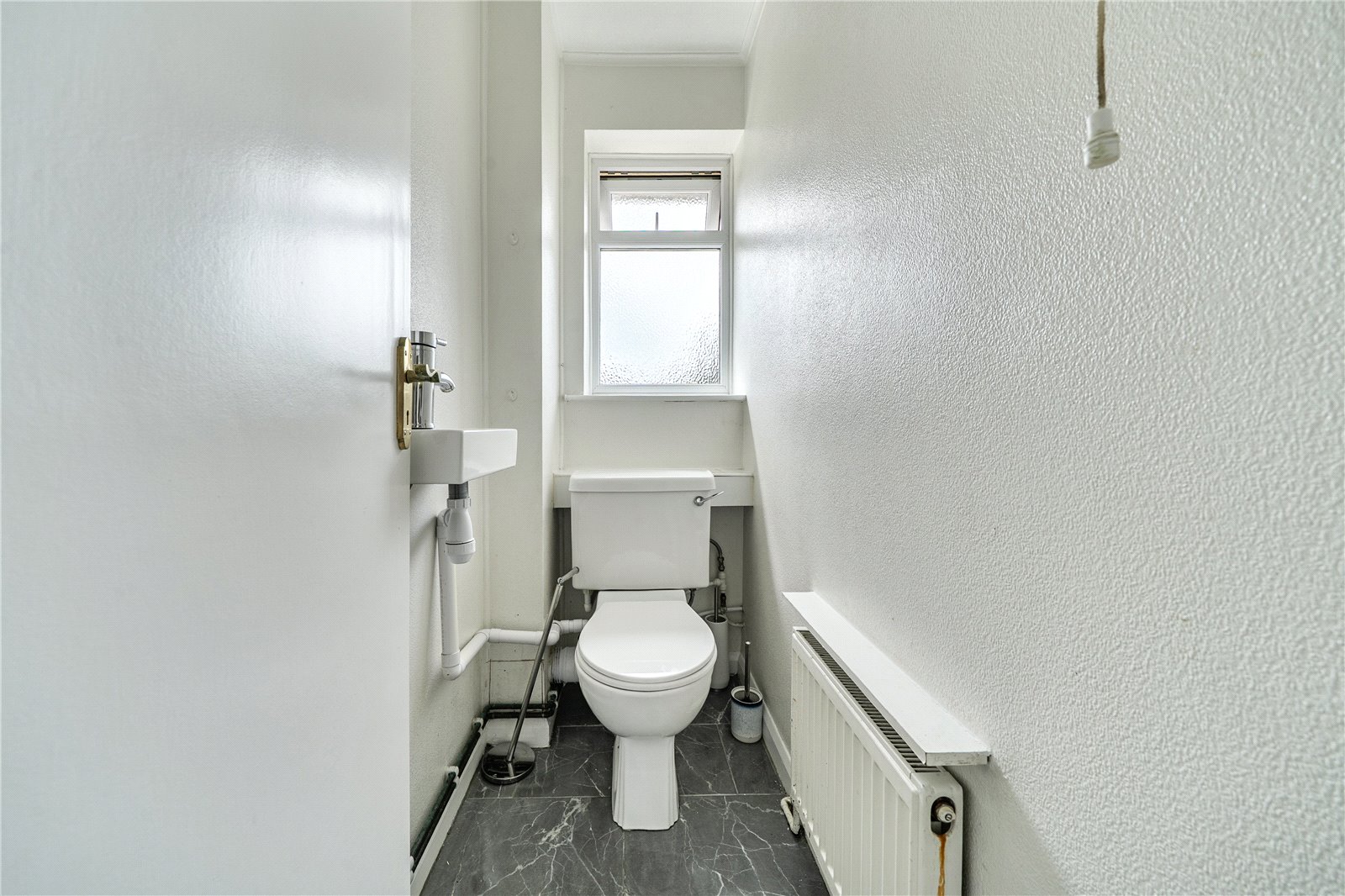 4 bedroom House for sale in Cheltenham