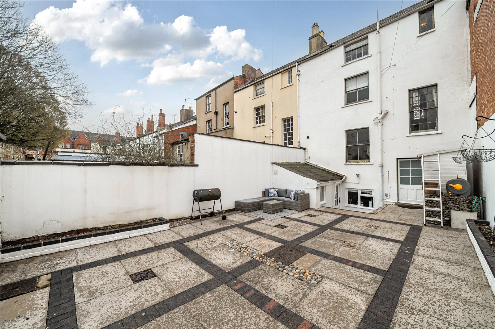 3 bedroom House for sale in Cheltenham