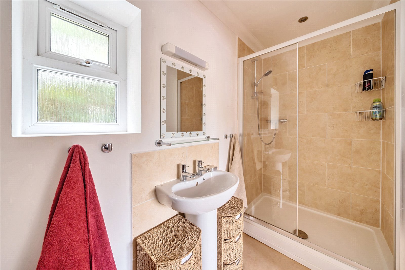 4 bedroom House for sale in Benhall, Cheltenham