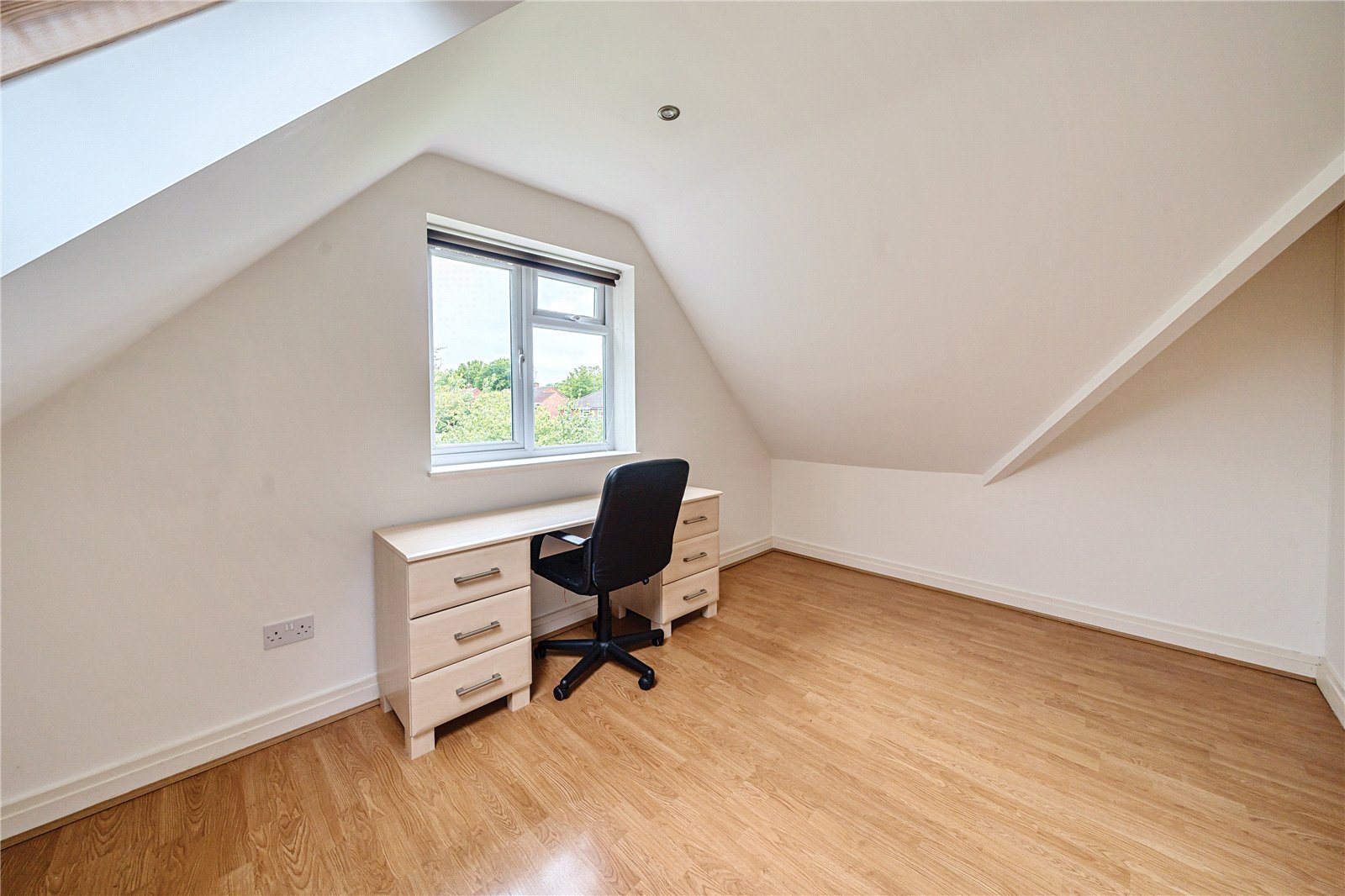 4 bedroom House for sale in Benhall, Cheltenham