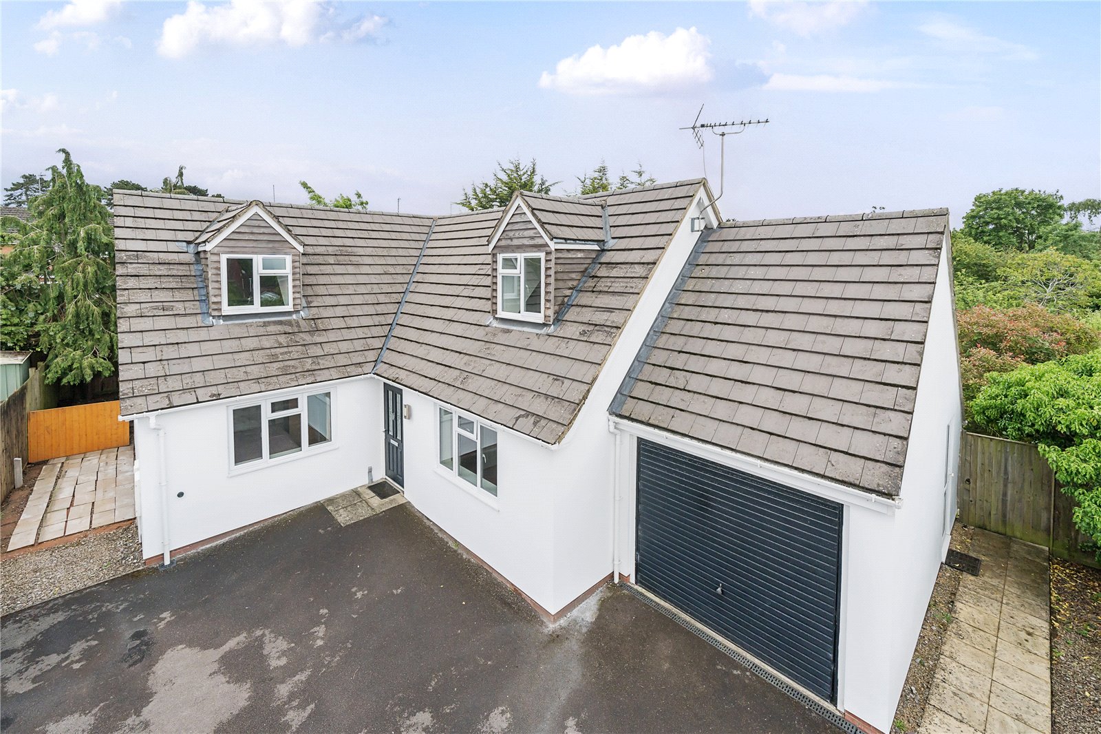 4 bedroom House for sale in Benhall, Cheltenham