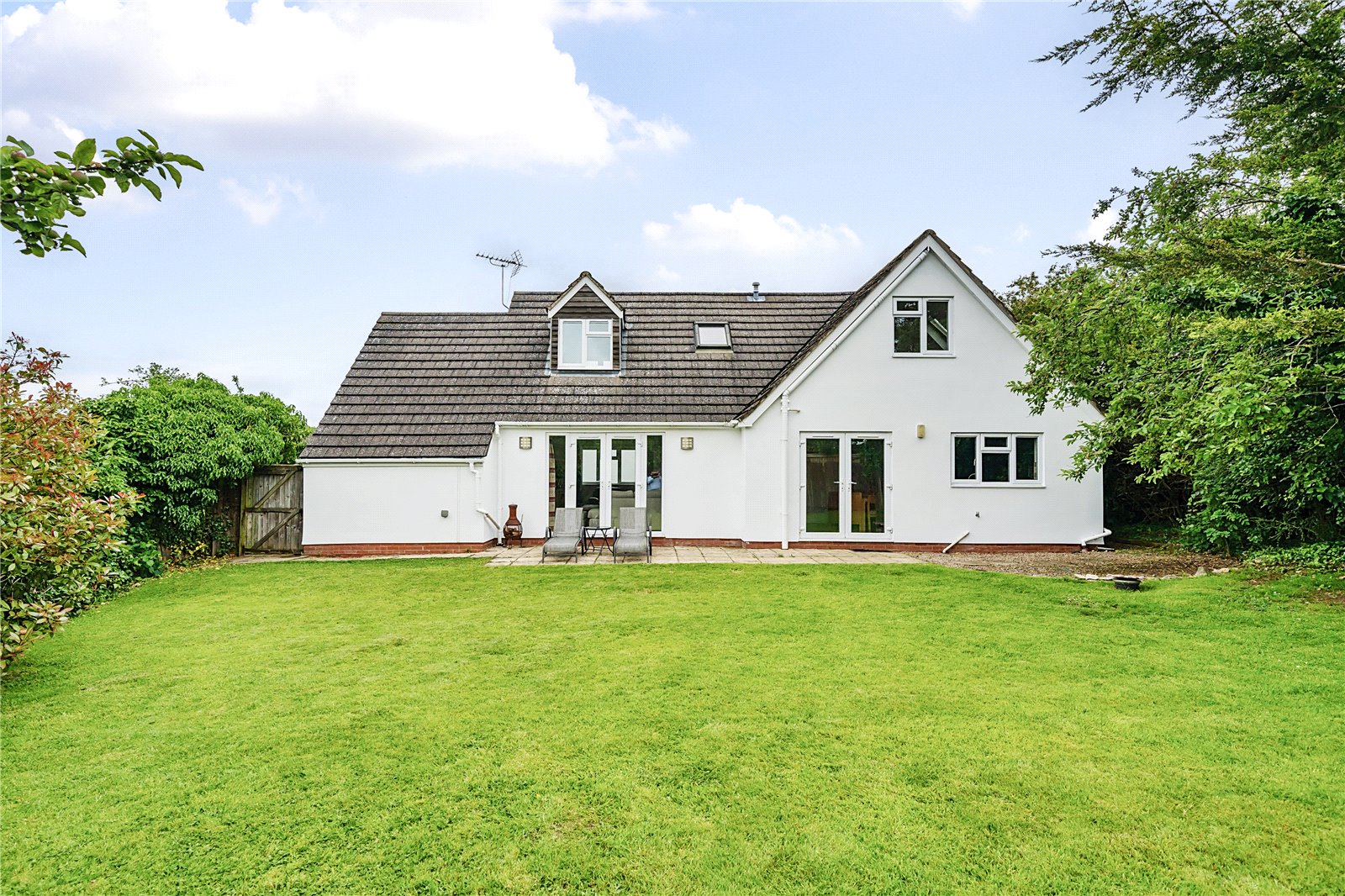 4 bedroom House for sale in Benhall, Cheltenham