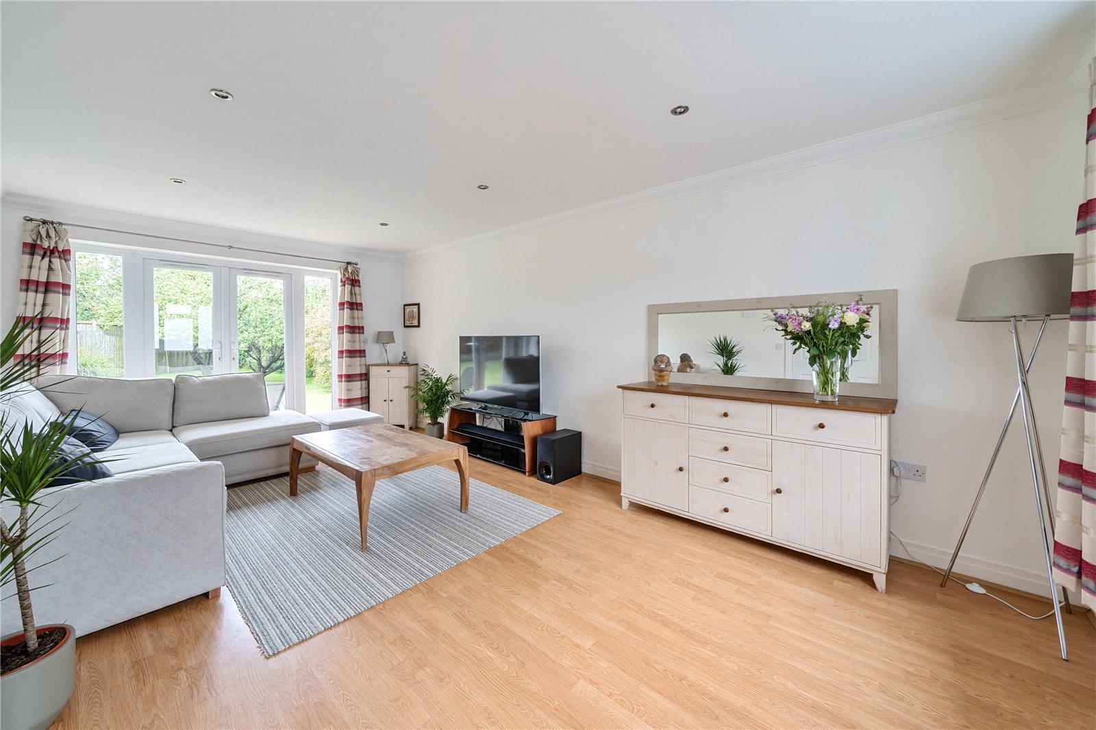 4 bedroom House for sale in Benhall, Cheltenham
