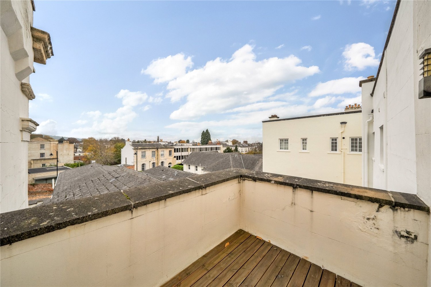 Suffolk Square, Cheltenham