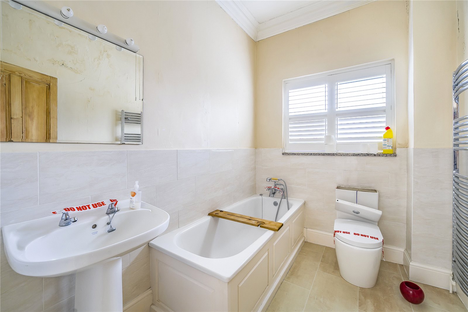4 bedroom House for sale in Cheltenham