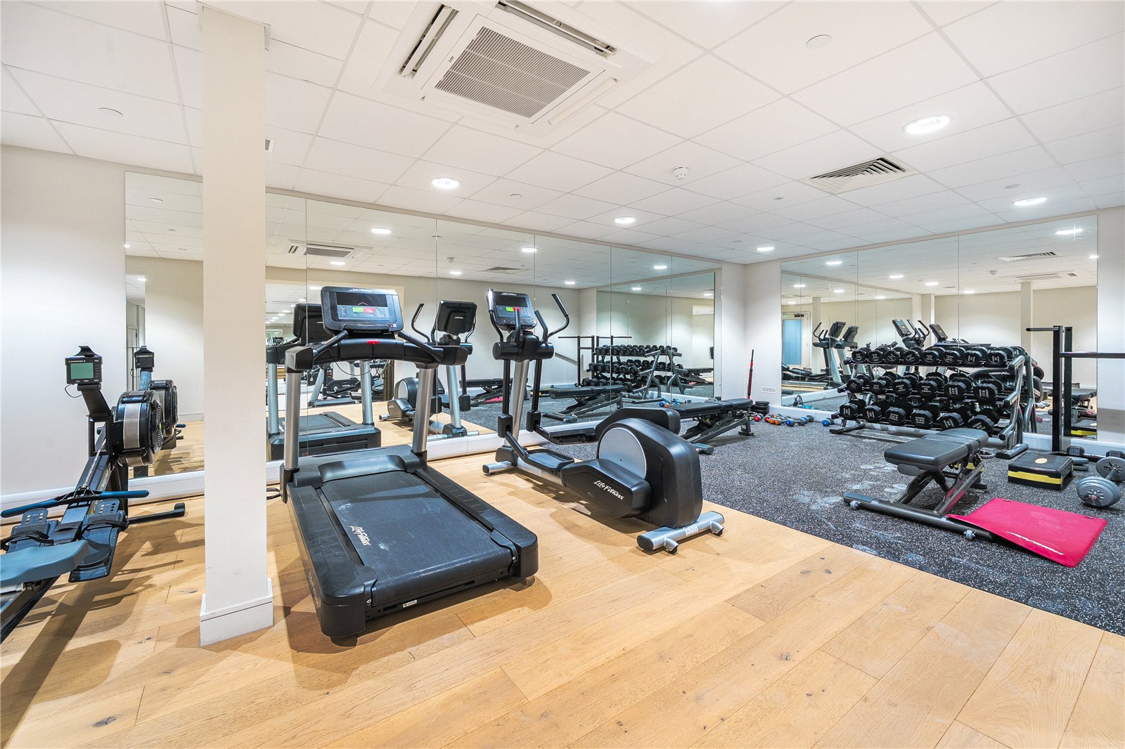 2 bedroom Flat for sale in St Georges Road, Cheltenham