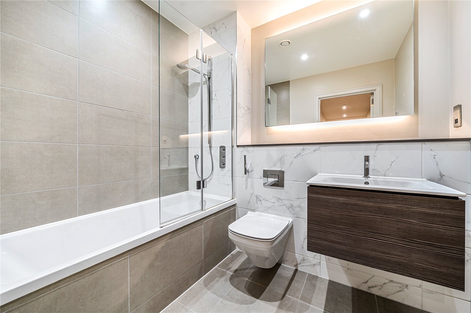 2 bedroom Flat for sale in St Georges Road, Cheltenham