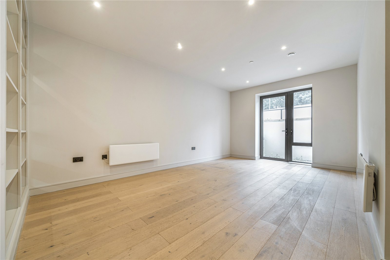 2 bedroom Flat for sale in St Georges Road, Cheltenham
