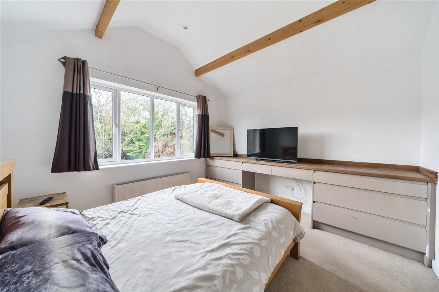 Charlton Kings, Cheltenham