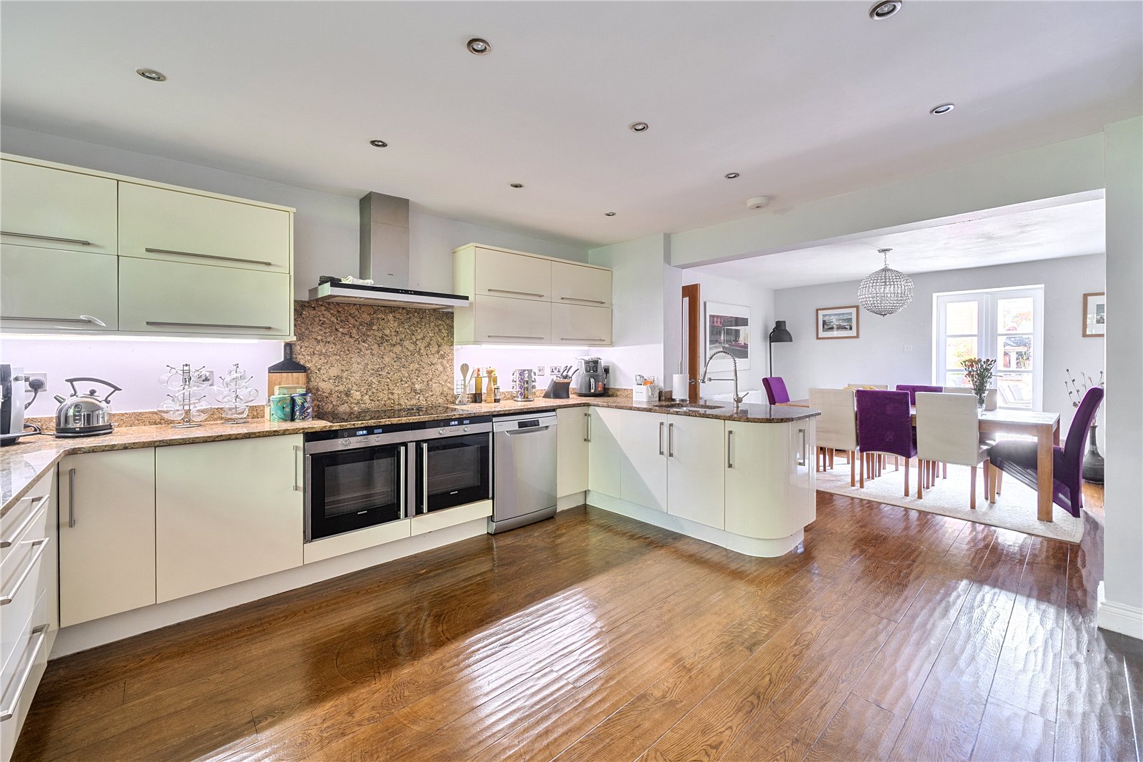 4 bedroom House for sale in Cheltenham
