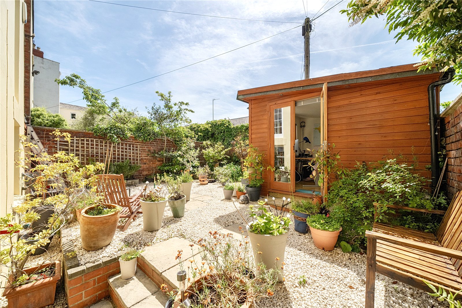 4 bedroom House for sale in Cheltenham