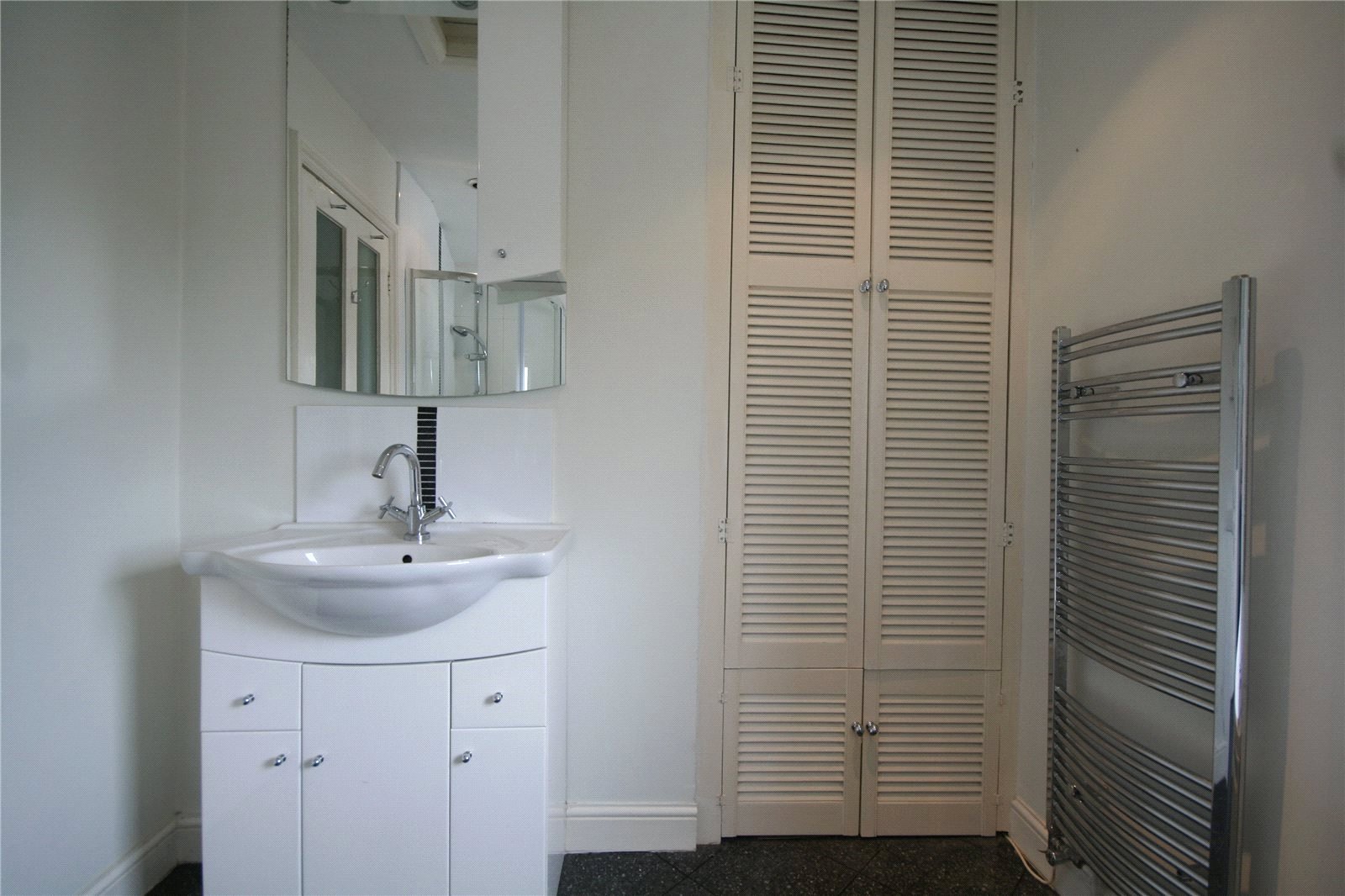 4 bedroom House for sale in Cheltenham