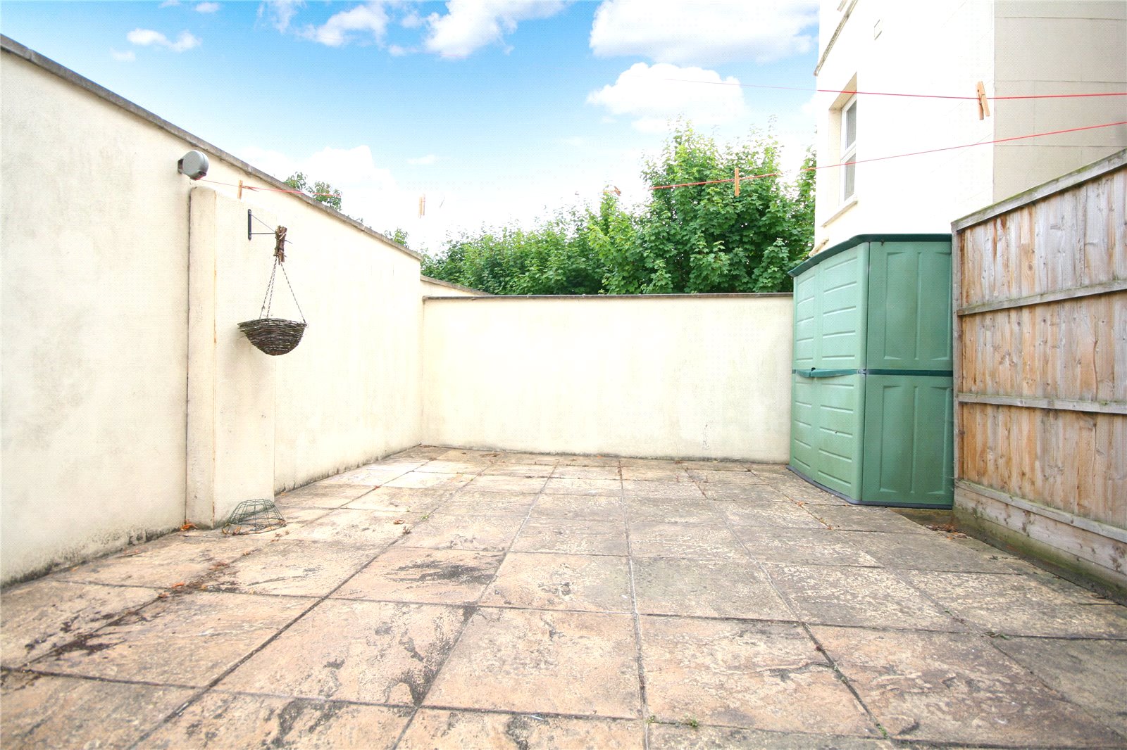 4 bedroom House for sale in Cheltenham