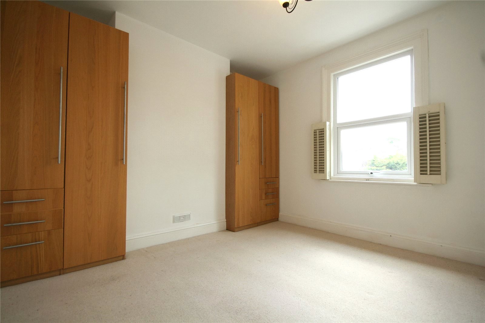 4 bedroom House for sale in Cheltenham