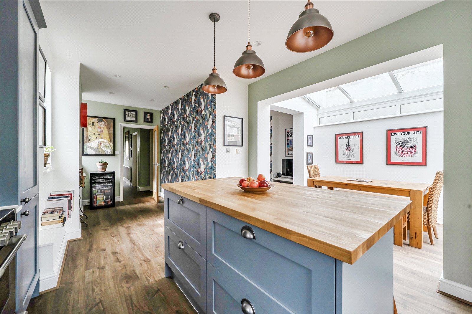 4 bedroom House for sale in Cheltenham