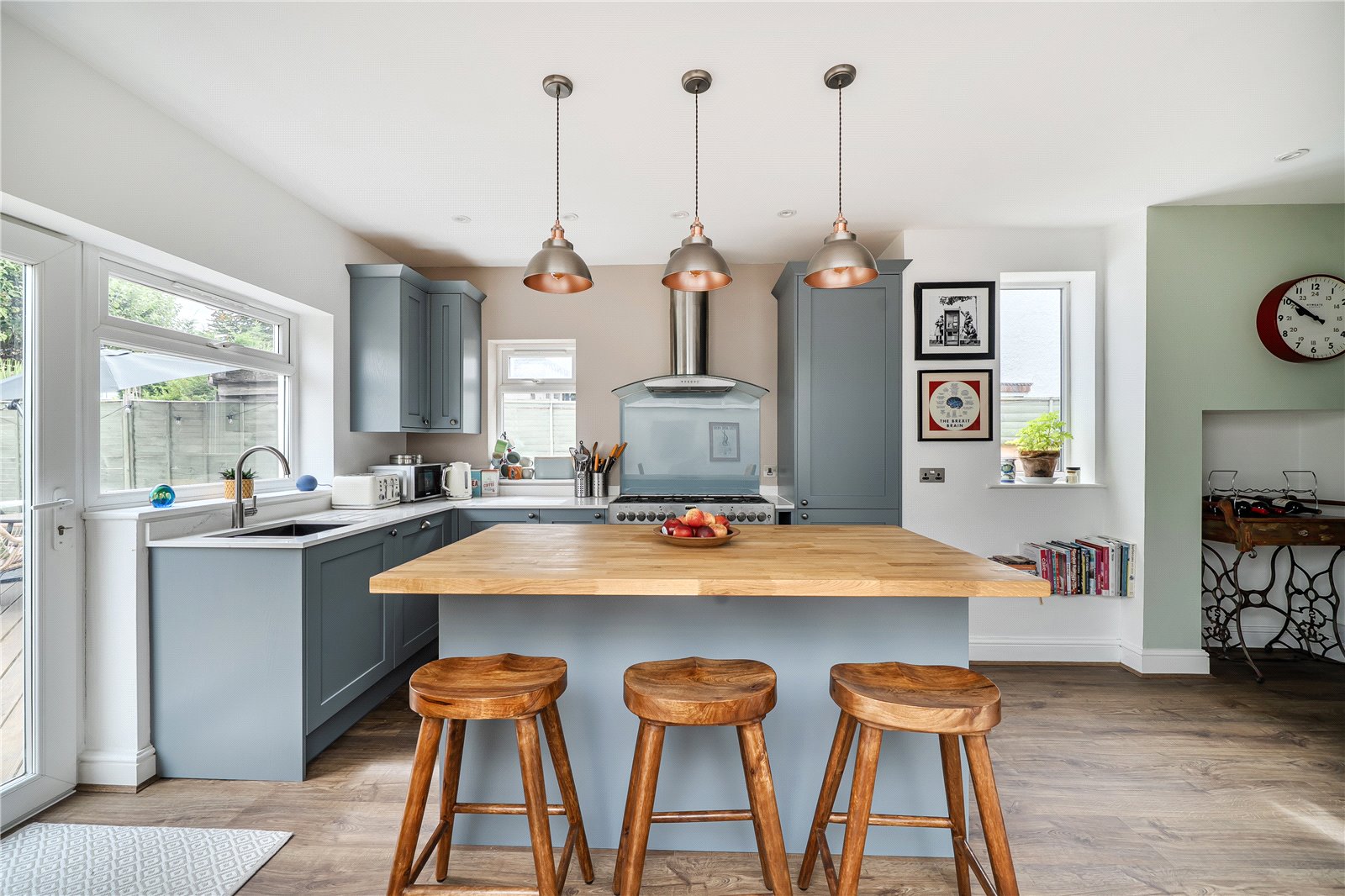 4 bedroom House for sale in Cheltenham
