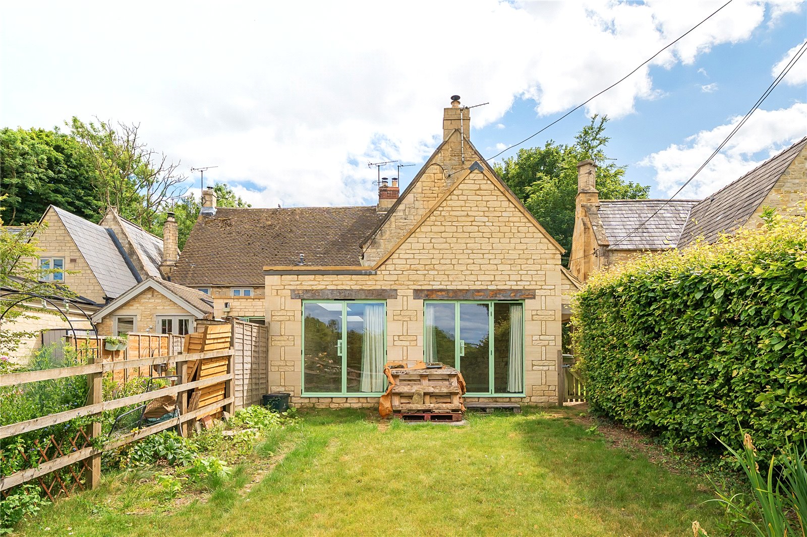 4 bedroom House for sale in Cheltenham