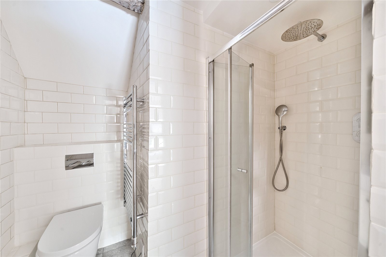 4 bedroom House for sale in Cheltenham