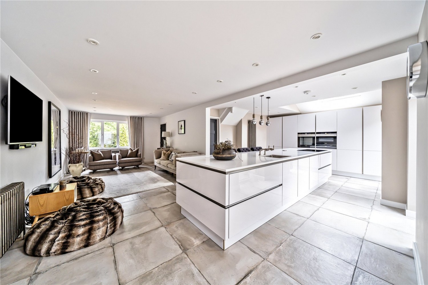 Charlton Kings, Cheltenham