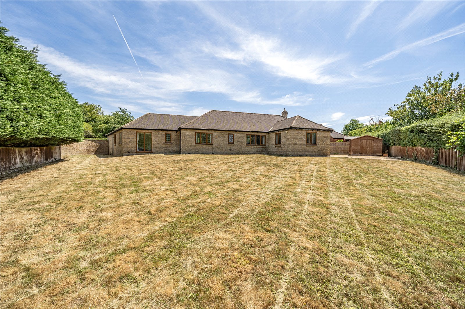 4 bedroom Bungalow for sale in The Reddings, Cheltenham