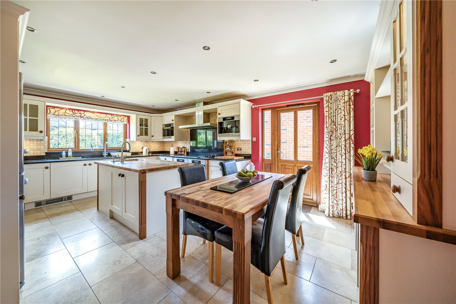 4 bedroom Bungalow for sale in The Reddings, Cheltenham