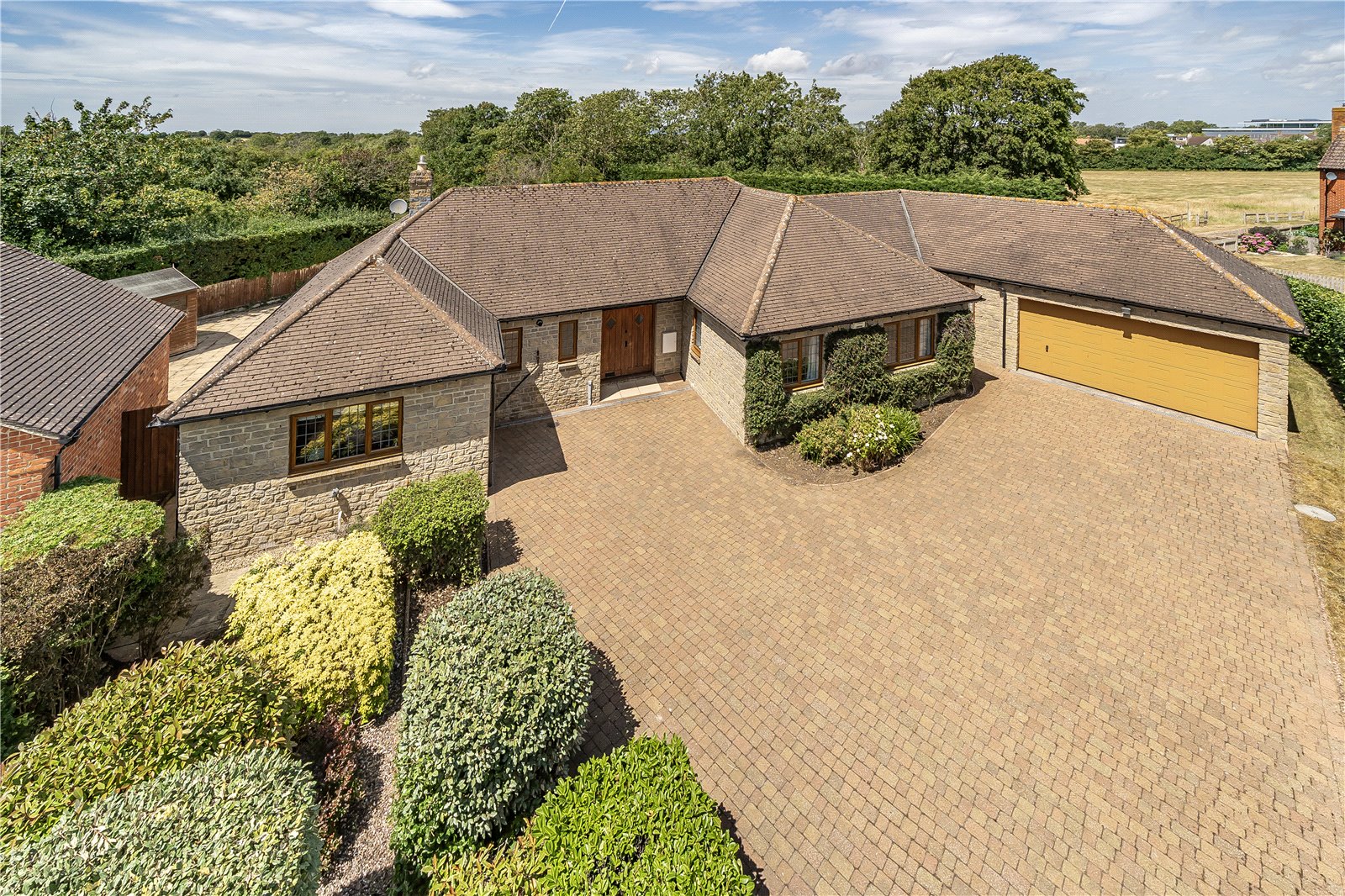 4 bedroom Bungalow for sale in The Reddings, Cheltenham