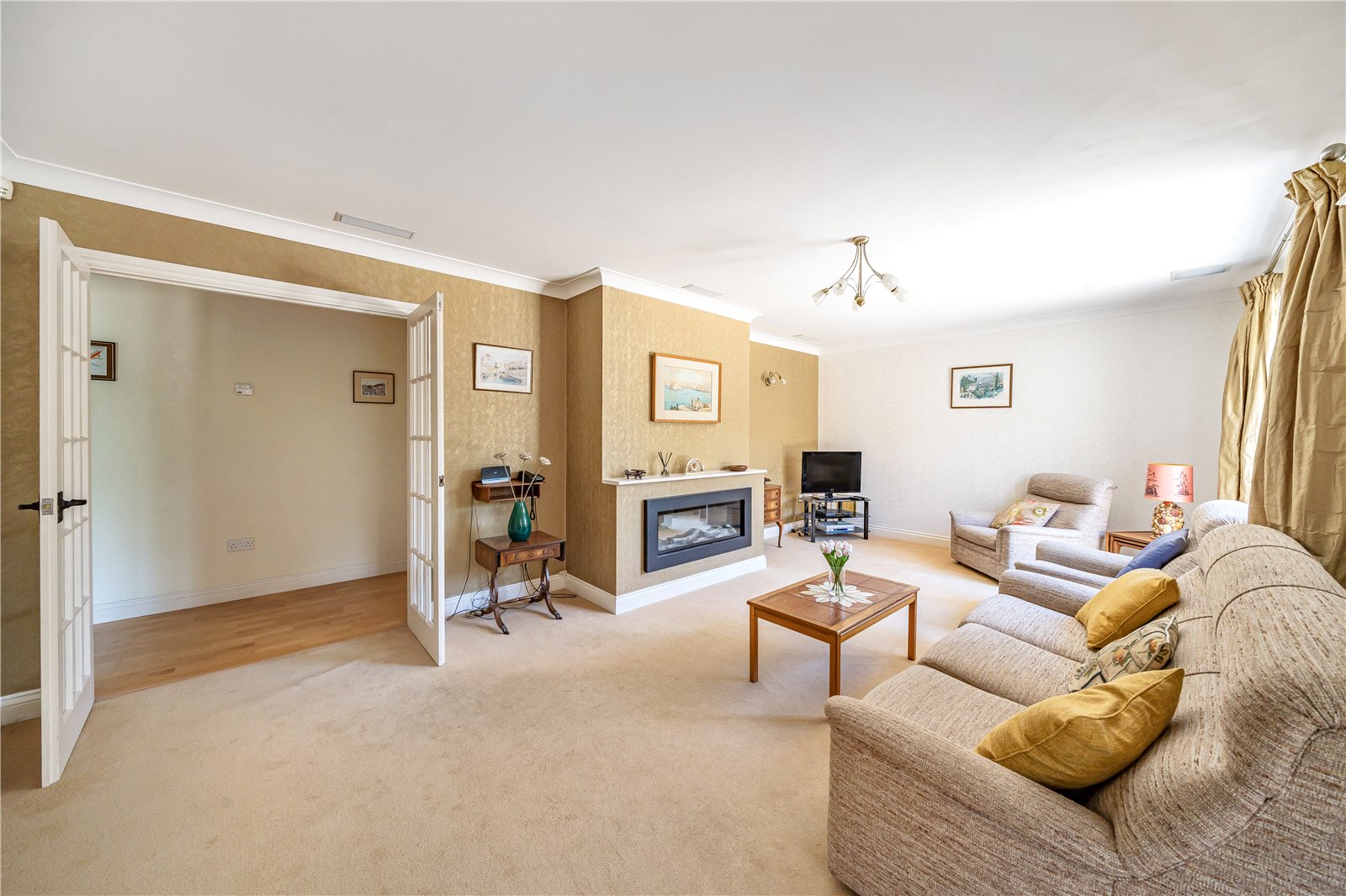 4 bedroom Bungalow for sale in The Reddings, Cheltenham