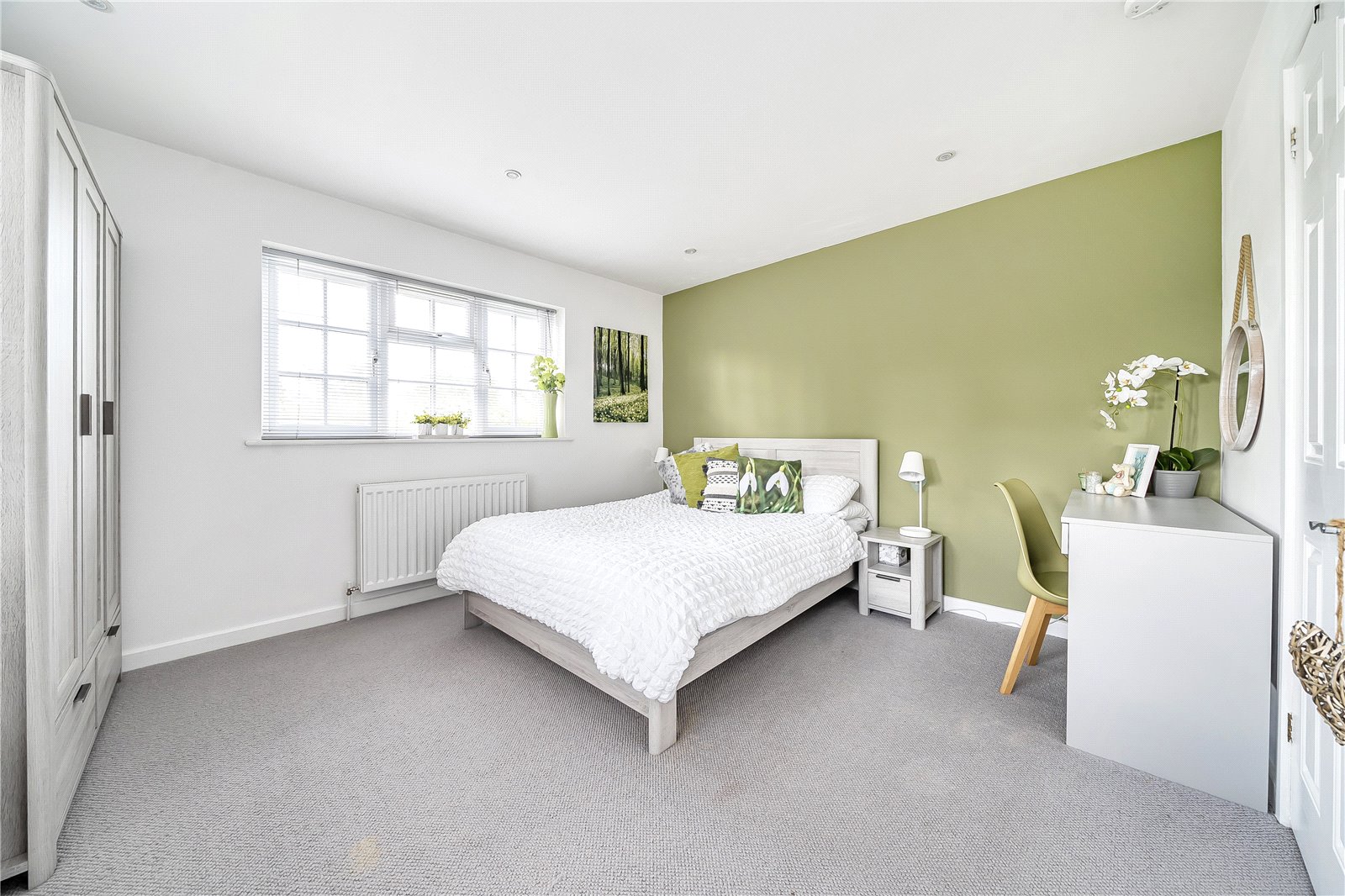 5 bedroom House for sale in Cheltenham