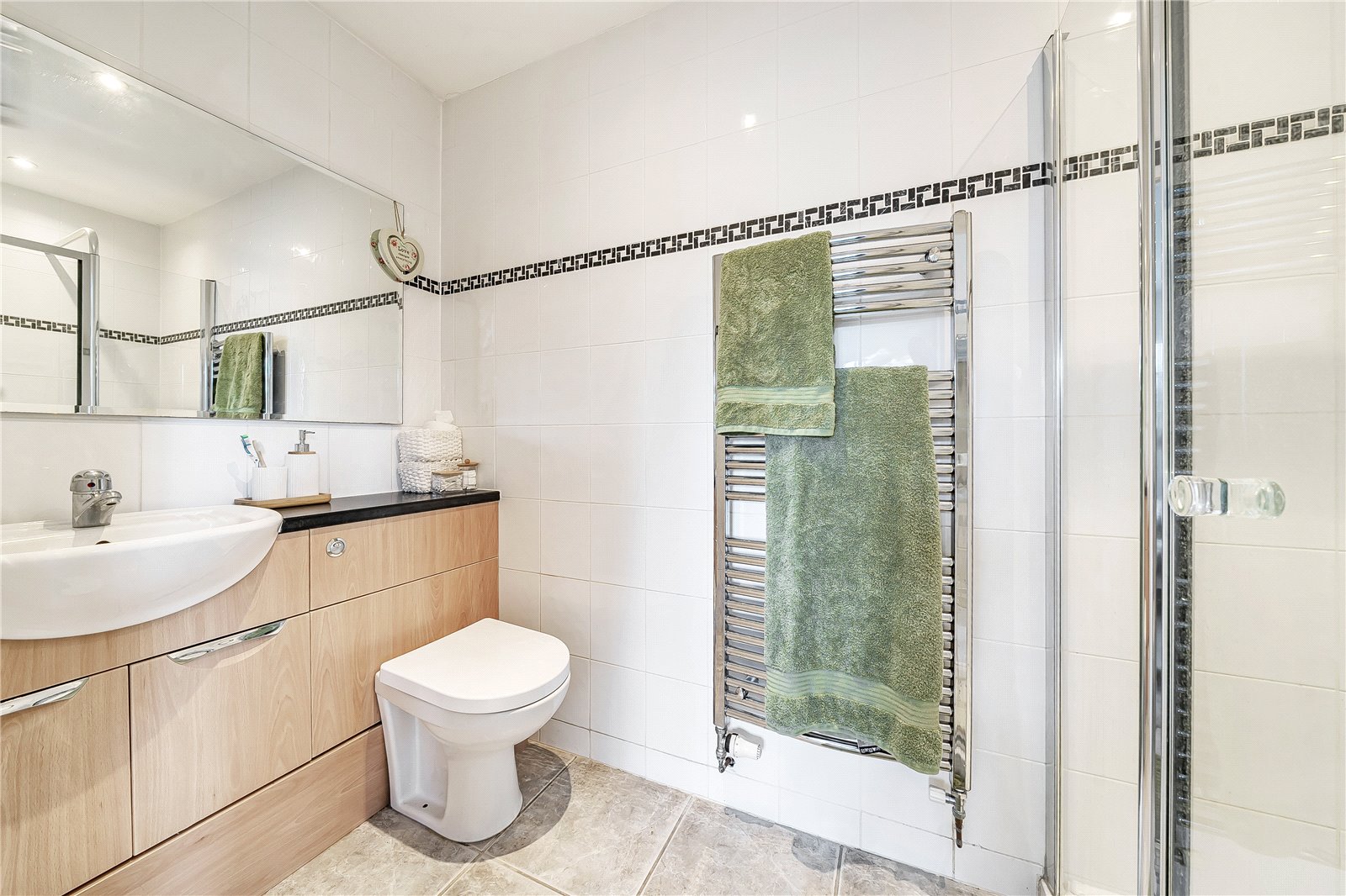 5 bedroom House for sale in Cheltenham
