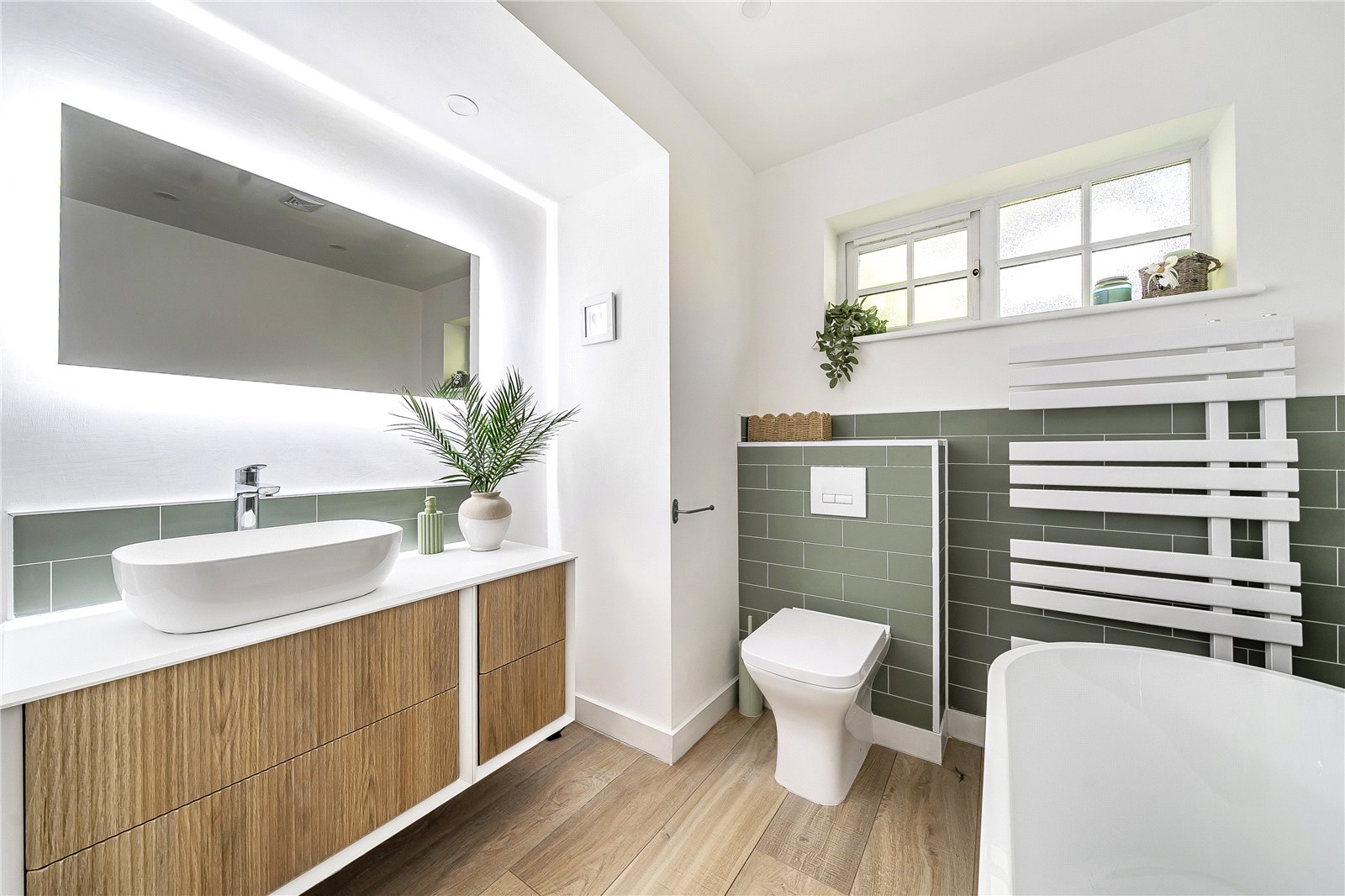 5 bedroom House for sale in Cheltenham