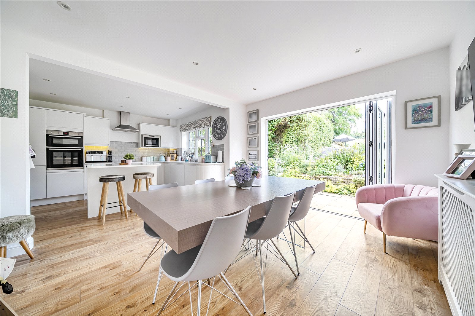 5 bedroom House for sale in Cheltenham