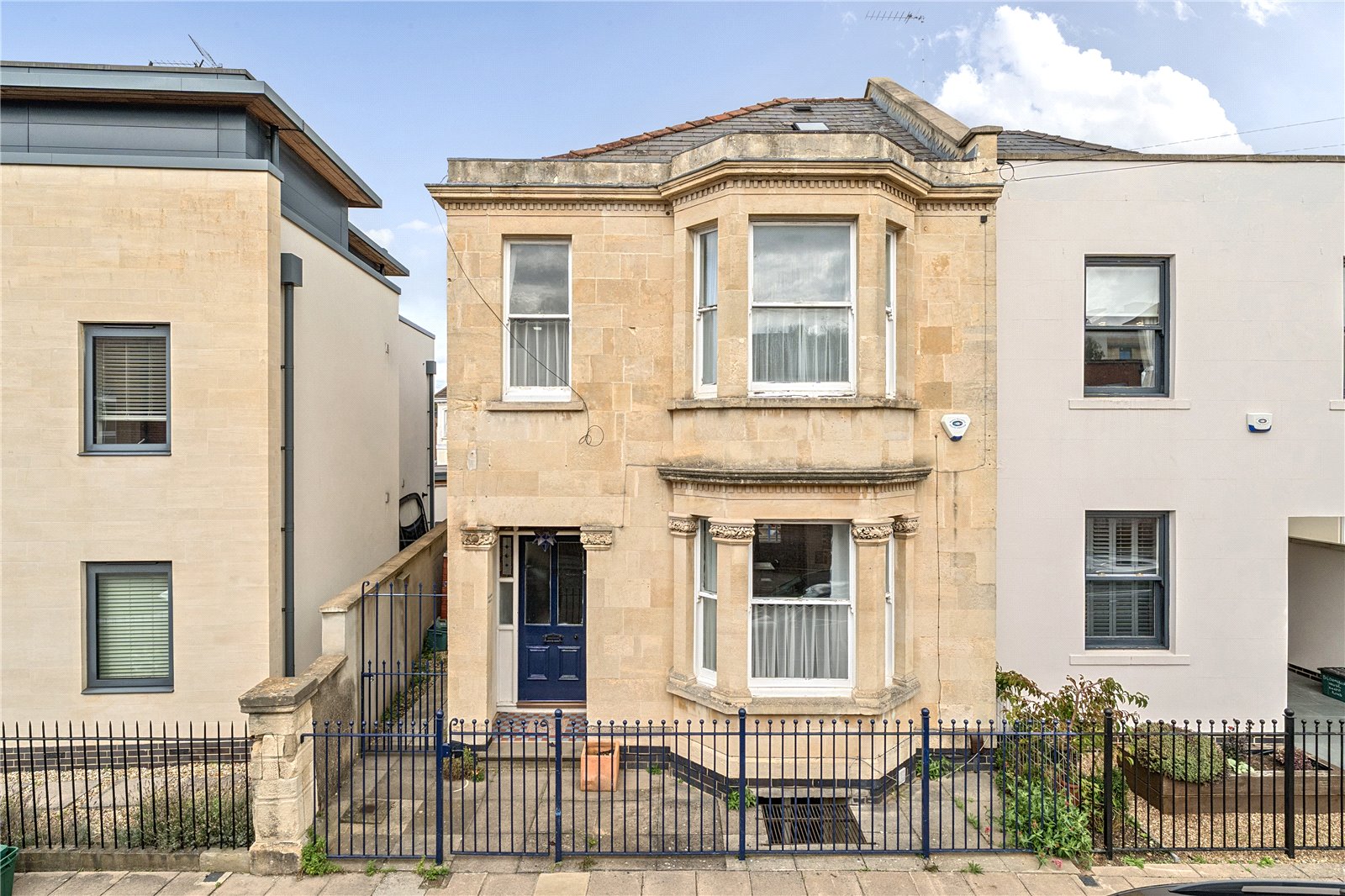 3 bedroom House for sale in Cheltenham