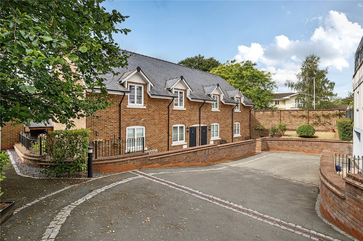 Wellington Square, Cheltenham