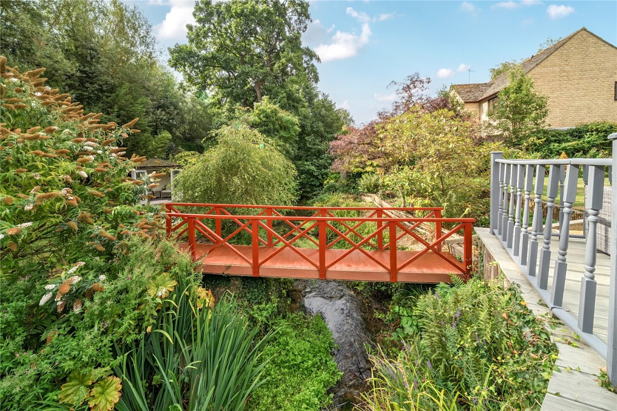 Andoversford, Cheltenham