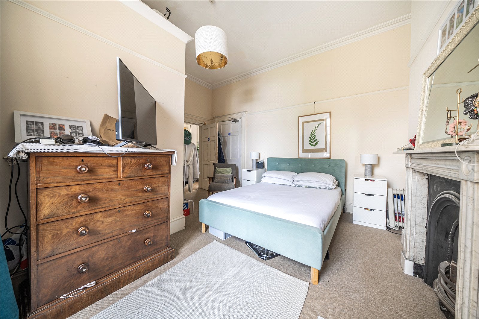 7 bedroom House for sale in Cheltenham
