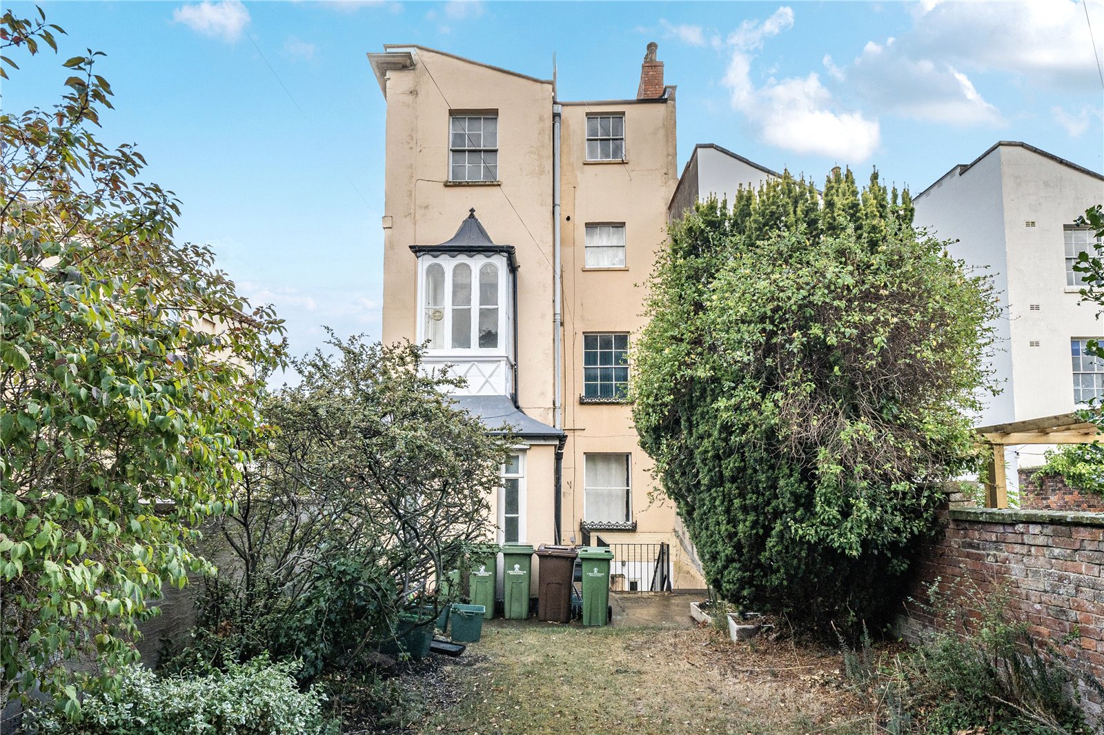 7 bedroom House for sale in Cheltenham