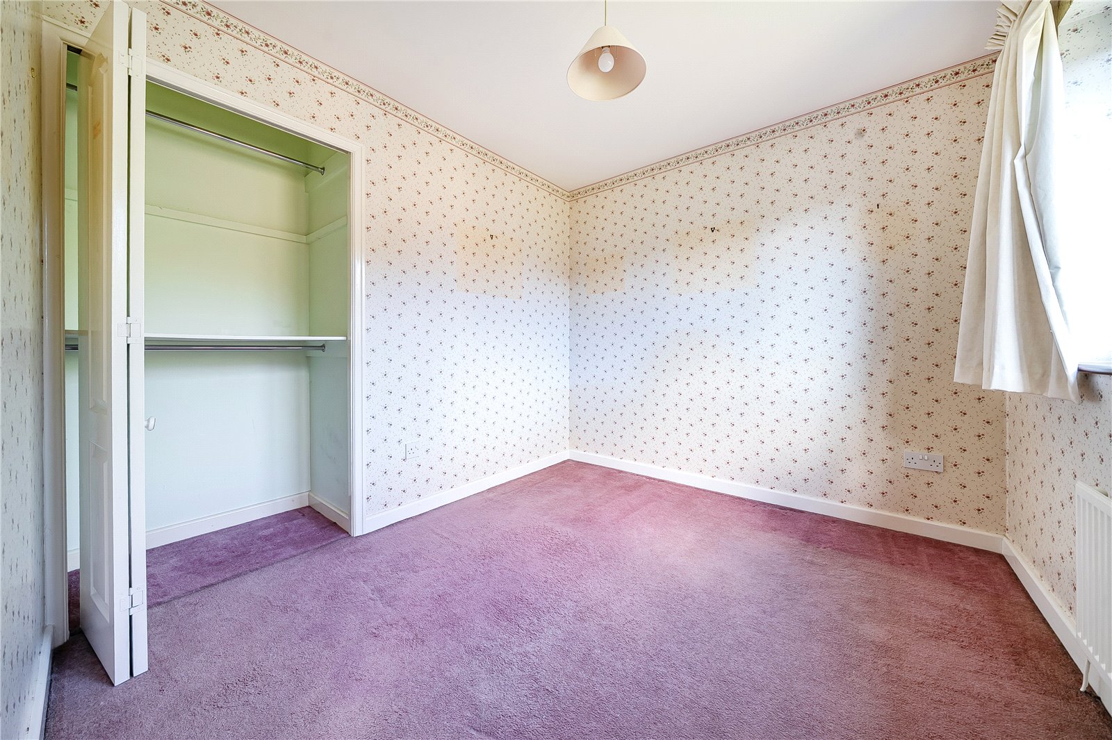 4 bedroom House for sale in Cheltenham