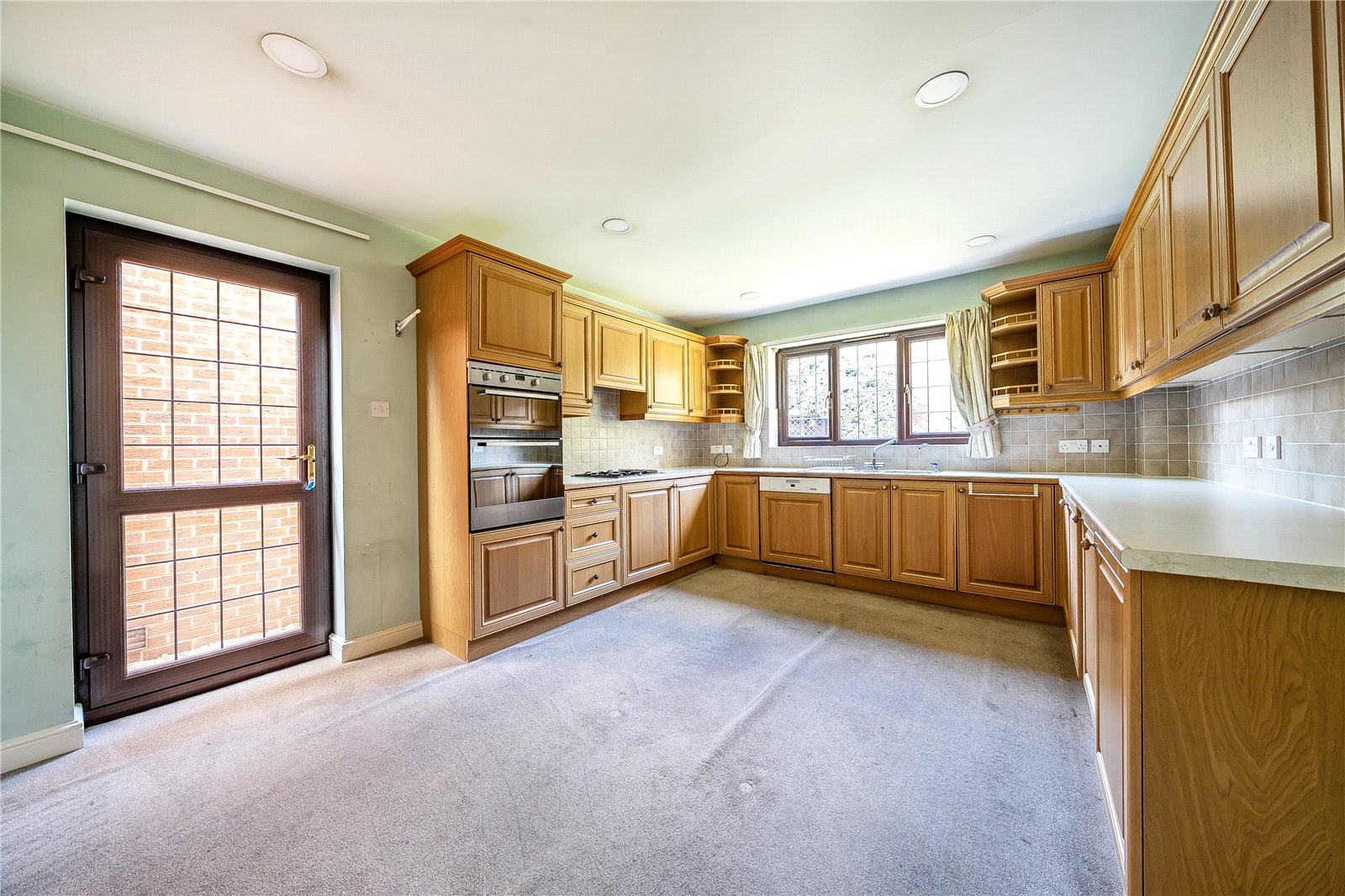 4 bedroom House for sale in Cheltenham