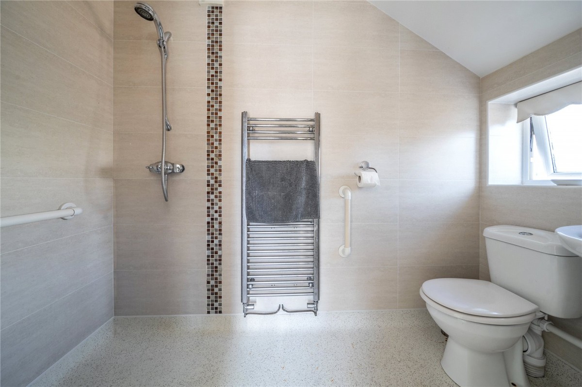 Charlton Kings, Cheltenham