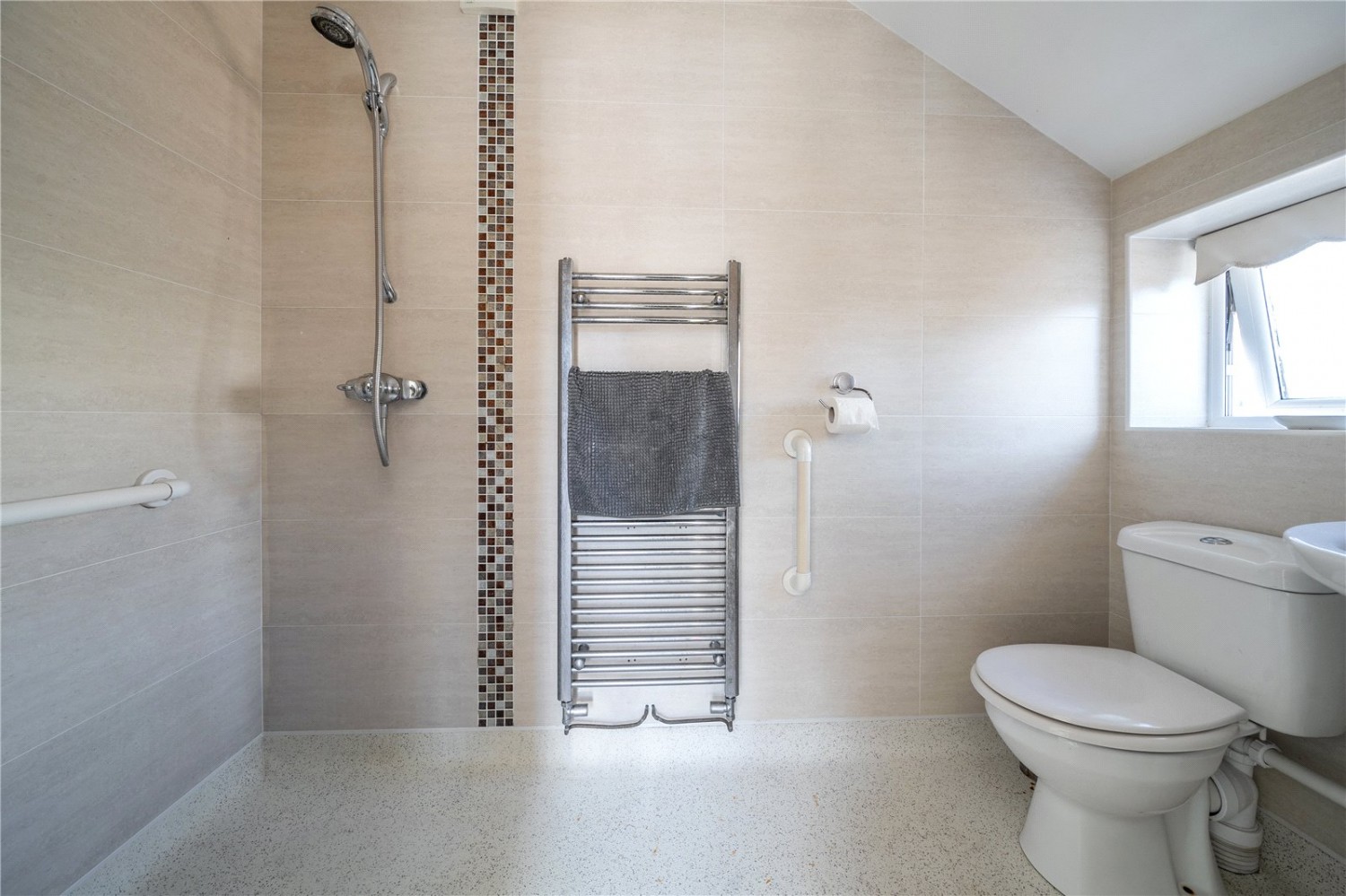 Charlton Kings, Cheltenham