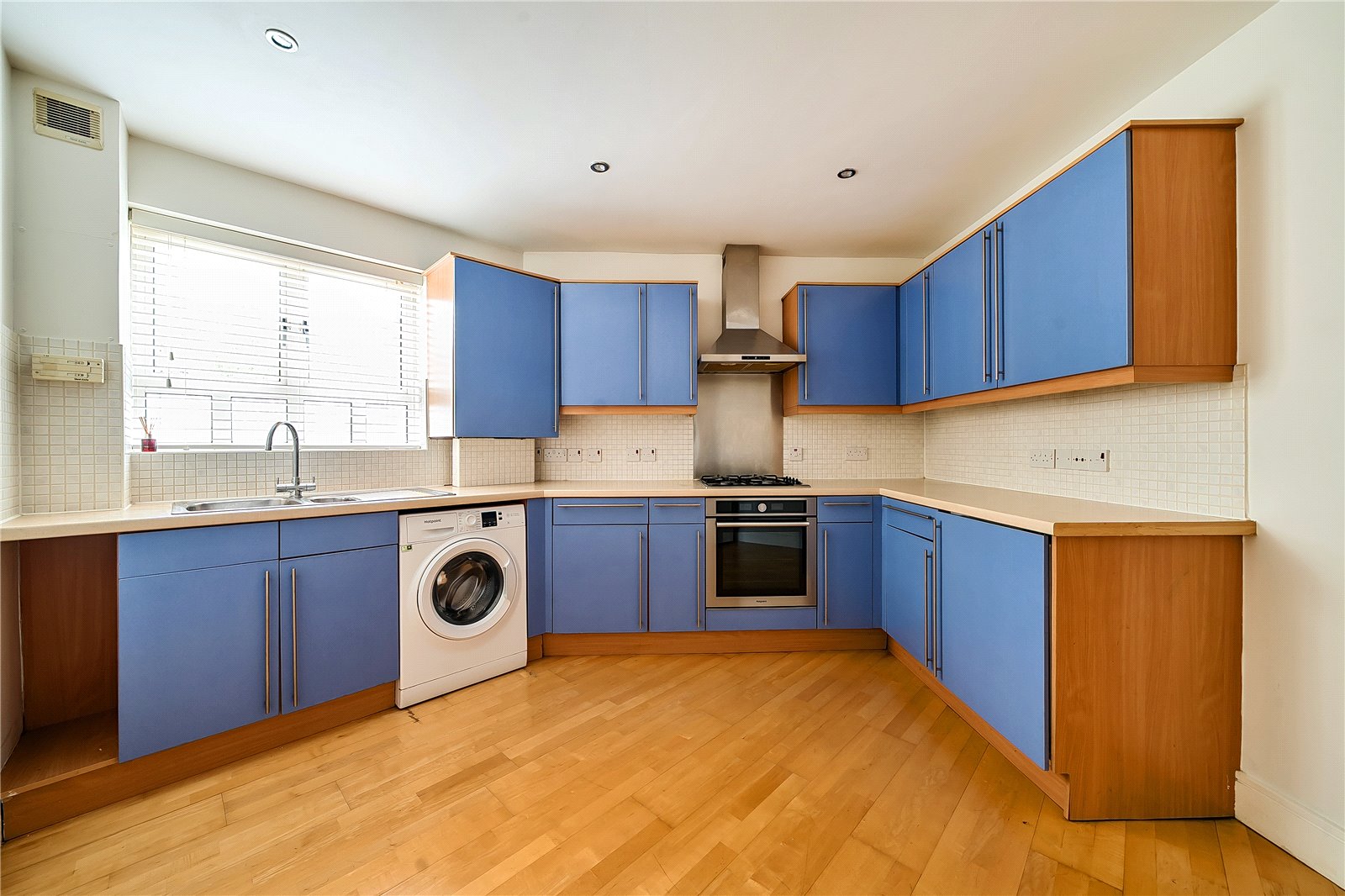 2 bedroom Flat for sale in Sherborne Street, Cheltenham