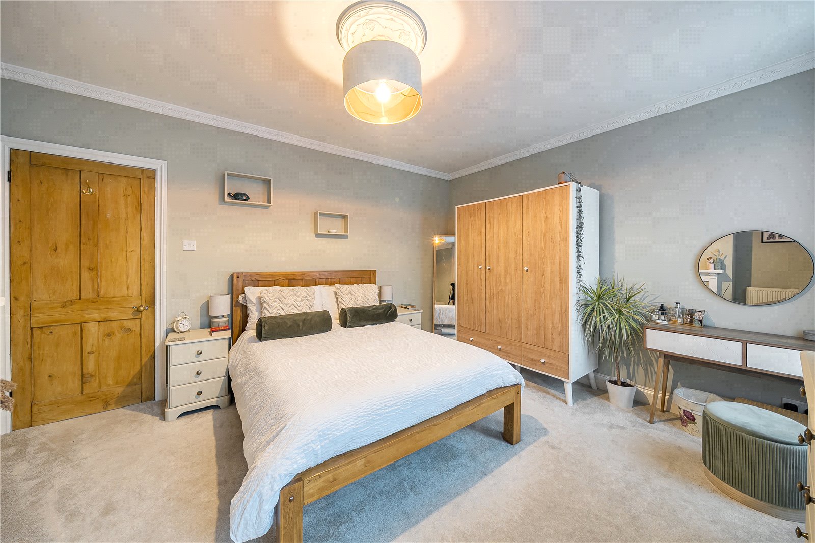 2 bedroom House for sale in Cheltenham