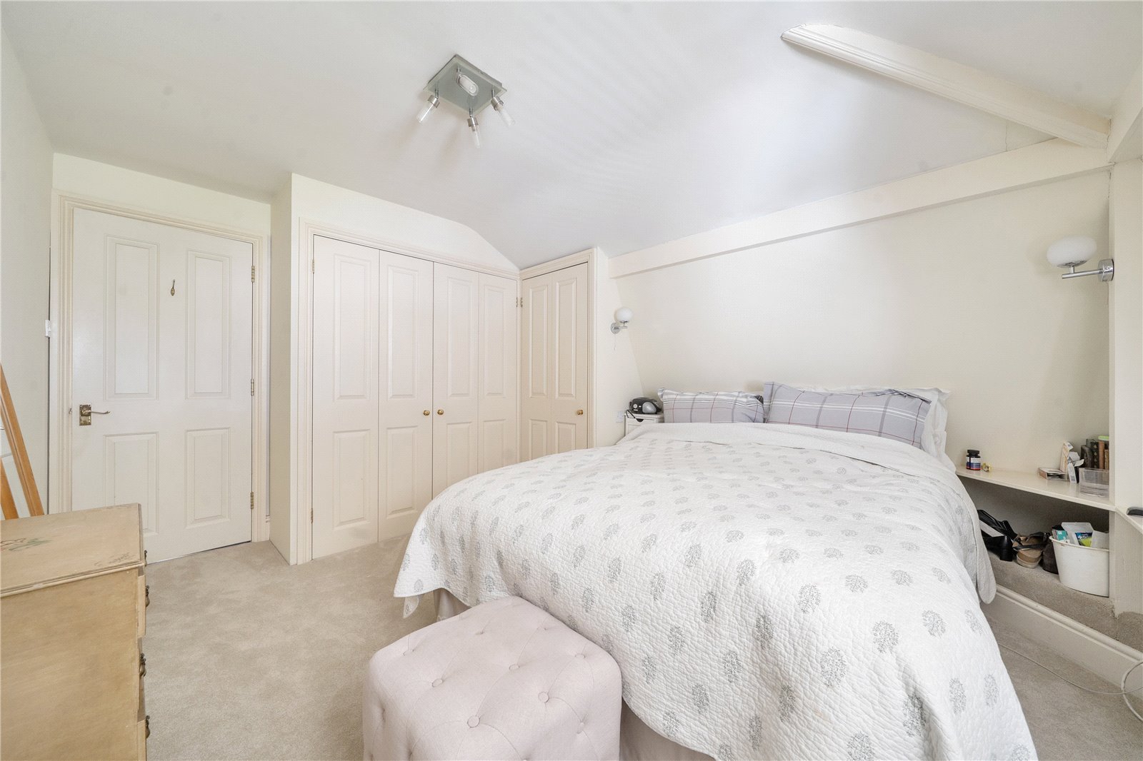 4 bedroom House for sale in Cheltenham