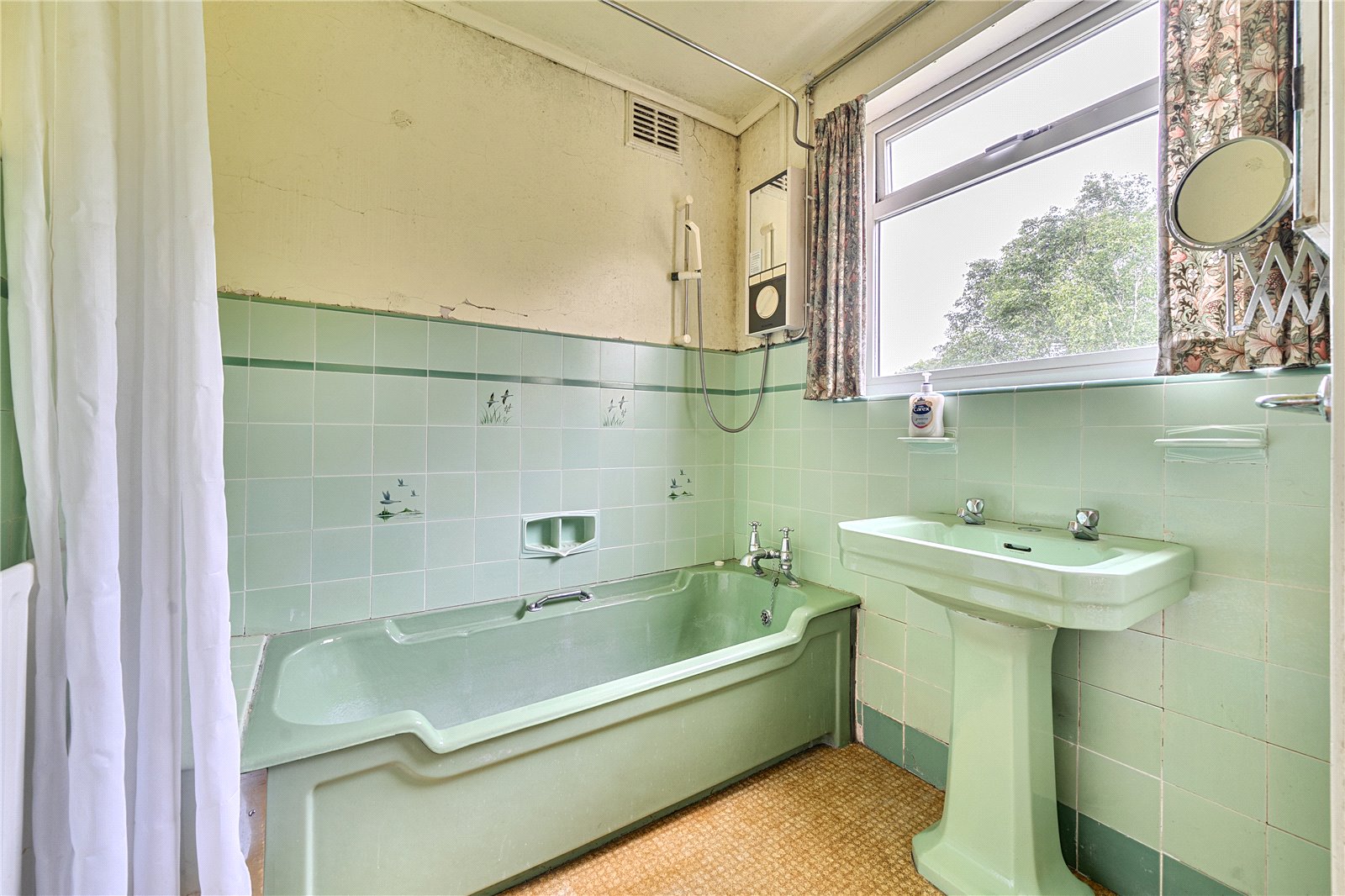 3 bedroom House for sale in Cheltenham